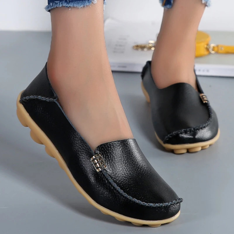 Fashion Genuine Leather Women Flats Tenis Shoes Women Moccasins Womens Shoes Slip On Women Shoe Soft Plus Size Ladies Shoes 260613