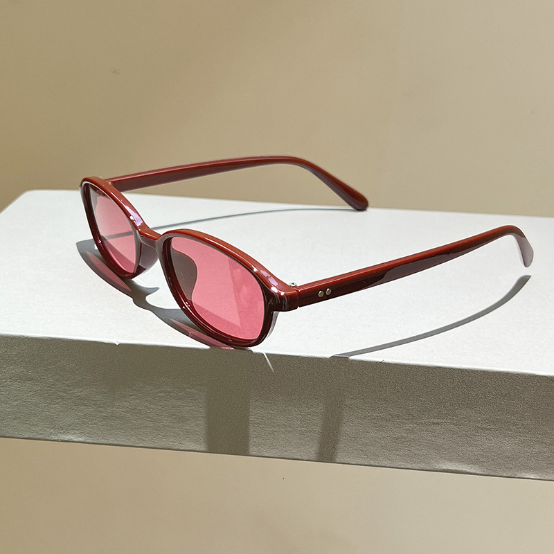 High quality New cat-eye European American fashion, influencer style, INS-inspired, simple and avant-garde sunglasses, wholesale