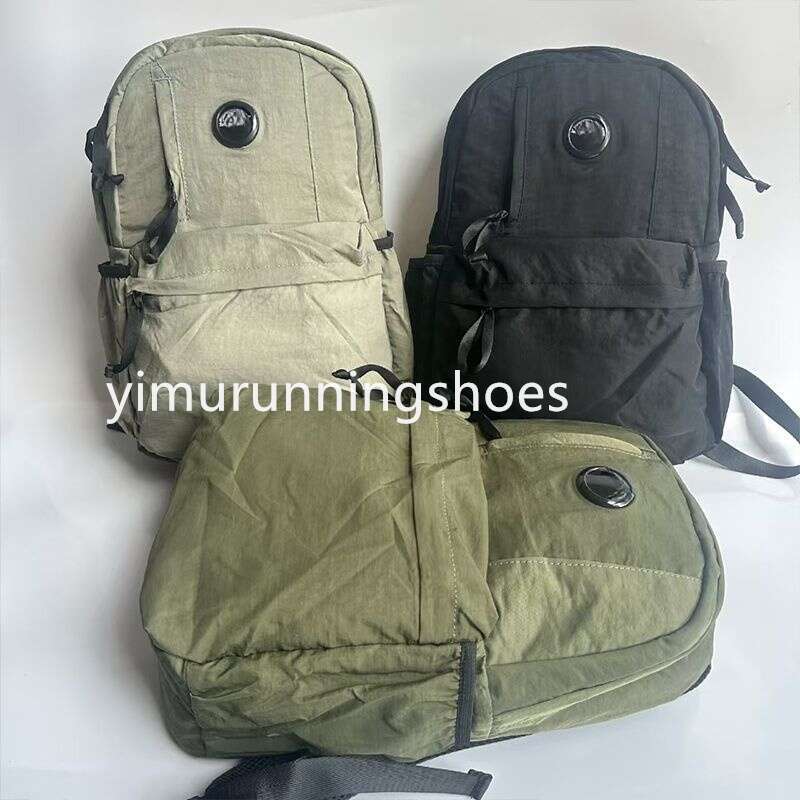 Free shipping Men Women Shoulder Schoolbags Outdoor Sports Lightweight And Portable Backpacks s3