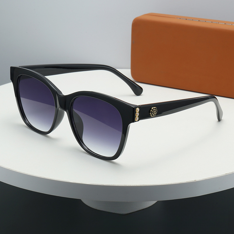 Designer Luxury Brand Sunglasses 2026 New Oval Large Frame Pearl-Embellished -Style Sunglasses Popular On Xiaohongshu And Douyin UV Protection Sungl