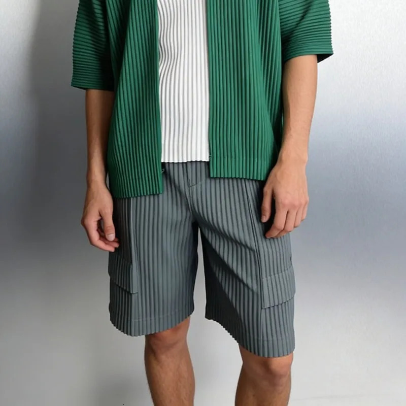 Miyake Pleated Shorts Plisse Solid Color 2026 Casual Elastic Waist High Stretch Pleats Spring Summer Fold Work Pants Men 260612