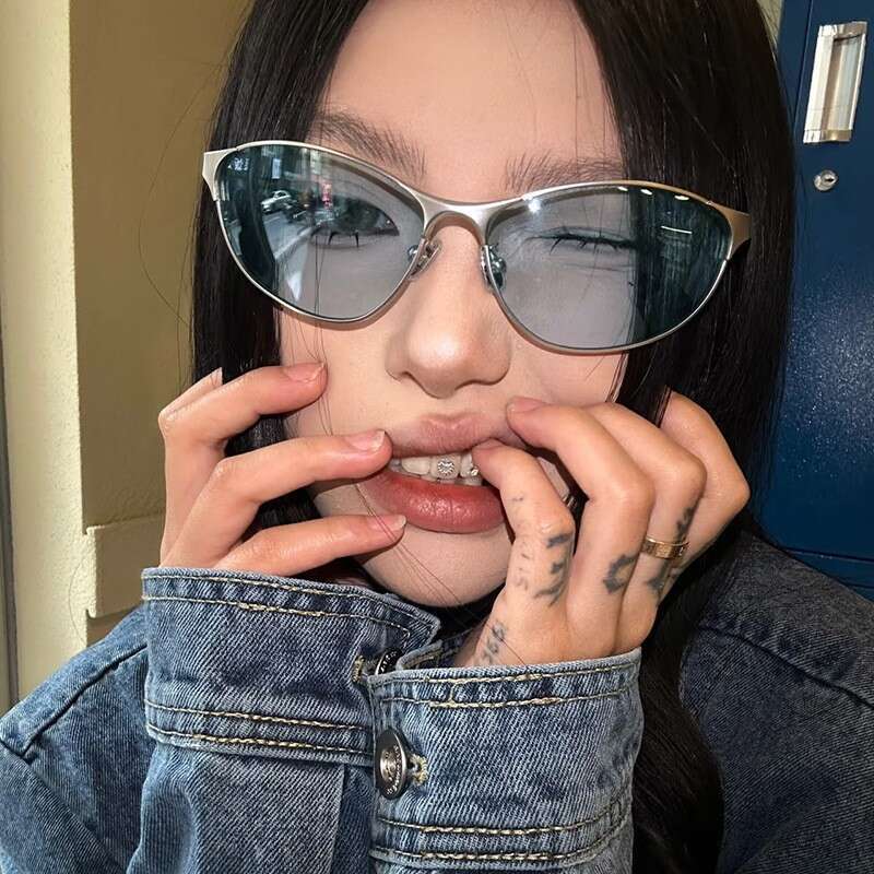 American Retro Cat Women Y2k Hot Girl Street Style 89 Trendy UV Protection For Round Face Slimming Cat's Eye 45 Vintage Fashion Sunglasses