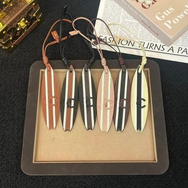 Luxury Keychain Designer Surfboard Jewelry Pendant High-quality Jewelry Keychain-image-1110515439