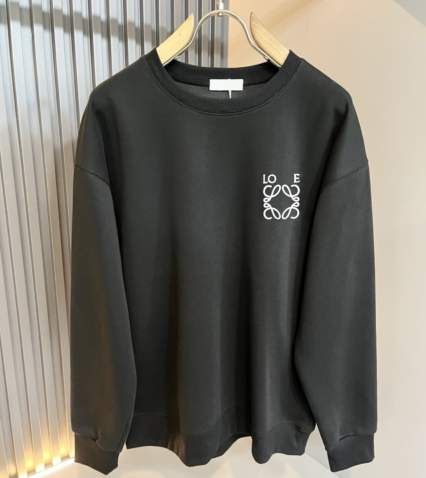 Women's sporty casual hooded sweatshirt. Fashionable pure cotton sporty hooded sweater, long-sleeved round-neck, simple and versatile casual kn