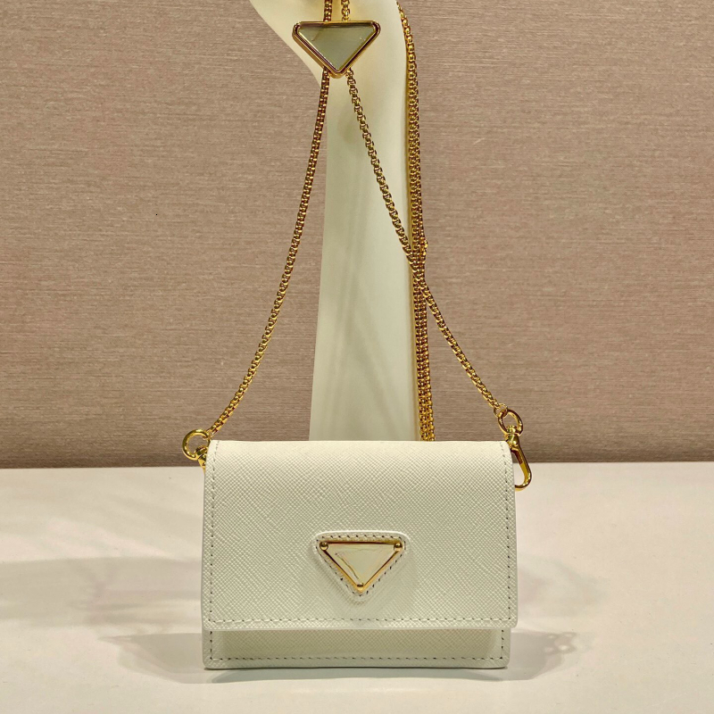 15A Mirror Light Luxury Net Red Horizontal Shoulder Bag Designer Triangle Bag Fashion Versatile Westernized Xiaozhongxin Mini Diagonal Chain Bag 1mr