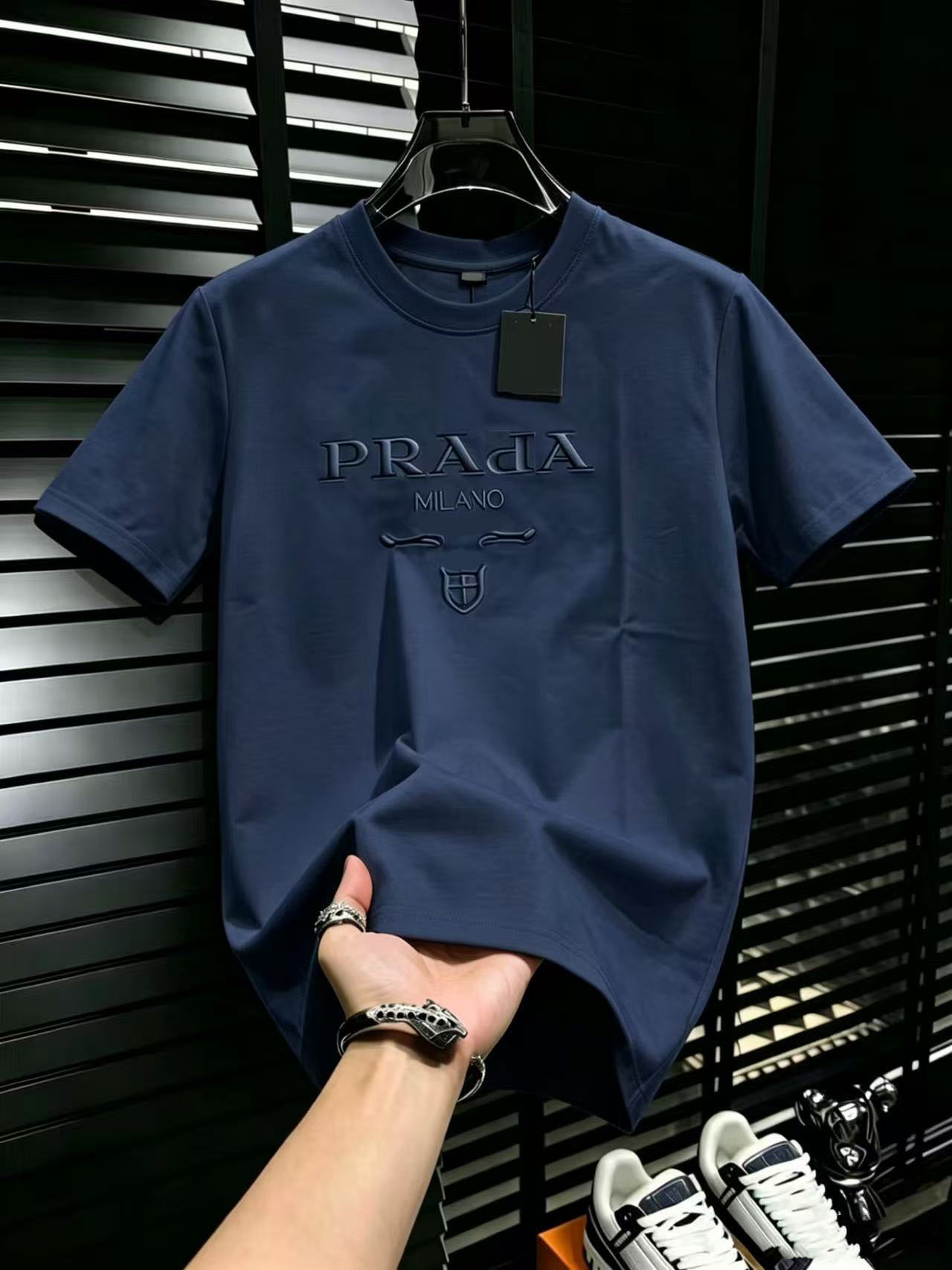 Mens T-Shirts Designer T-shirt Semi-slim casual white short-sleeved T-shirt with luxury letter print and PR logo 66