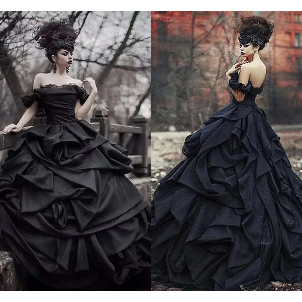 Black Gothic Garden Wedding Dresses Plus Size Off Shoulder Cascading Ruffles Up Corset Lace Bridal Dress Mariage