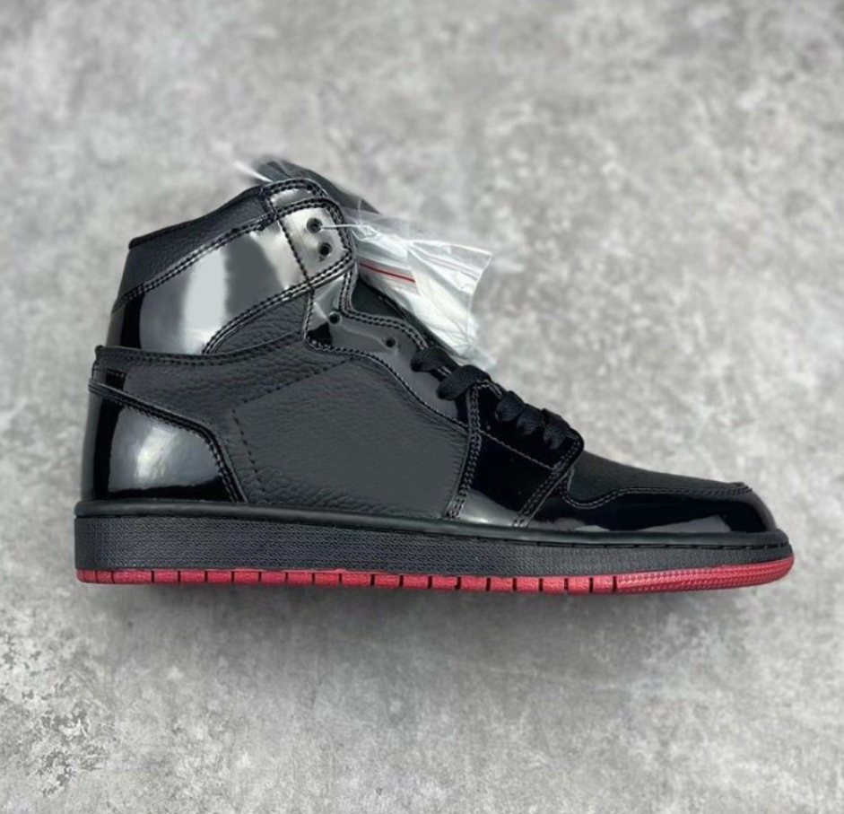 Designer basketball shoes 1 patent leather Retro Low OG SP Gina CD7071-001 Sneakers Sports