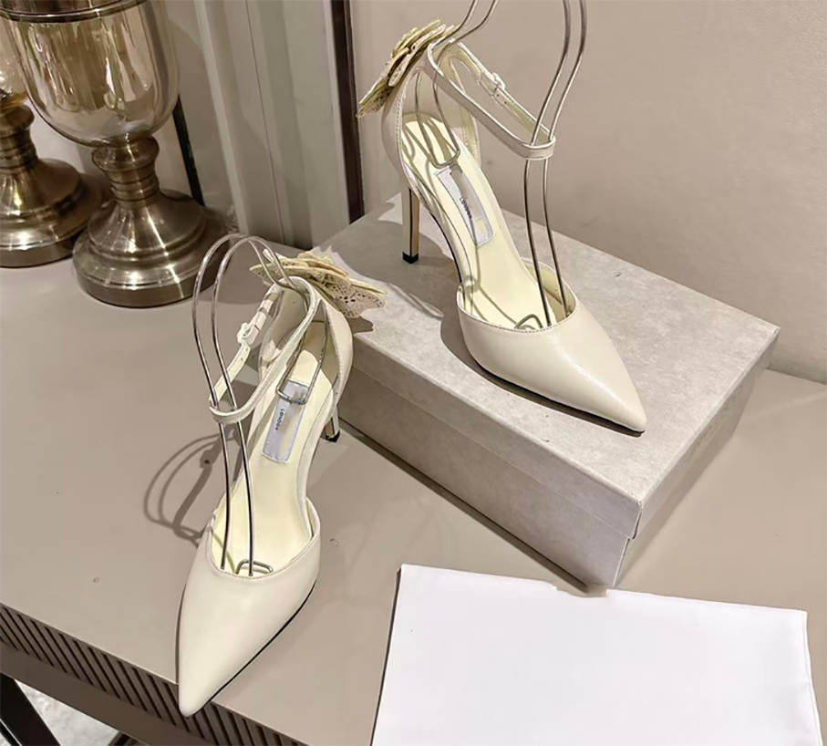 Luxurious pointed hollow carved high-heeled sandals with a full range of temperament, designed for versatile dinners, bridal high heels EU35-42 box