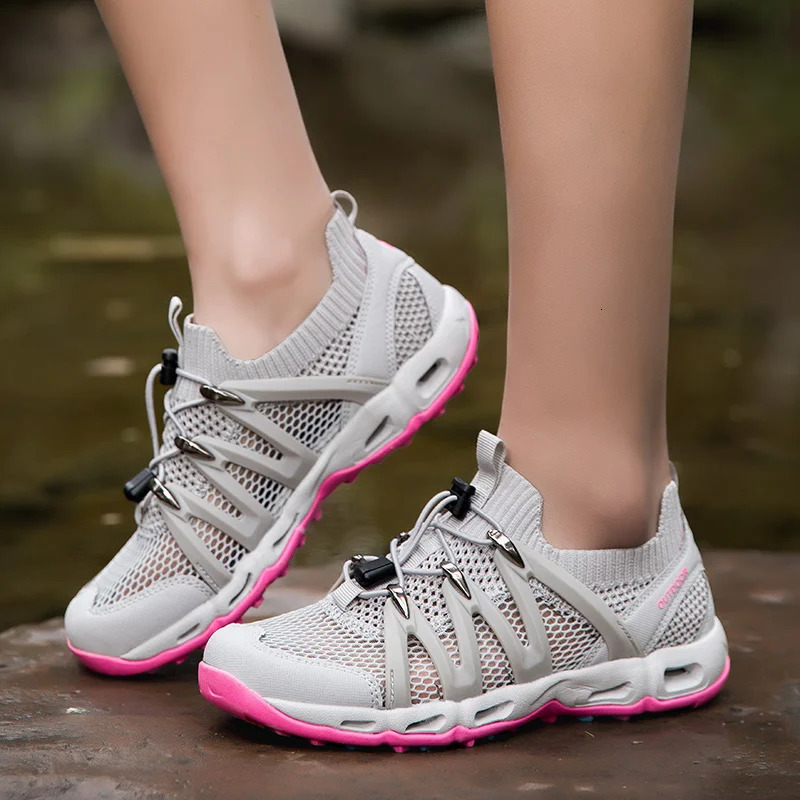 Summer Woman Outdoor Mesh Hiking Shoes Women Mountain Shoes Trail Tracking Trekking Sneakers Treking Breathable 35-42 260612BJ