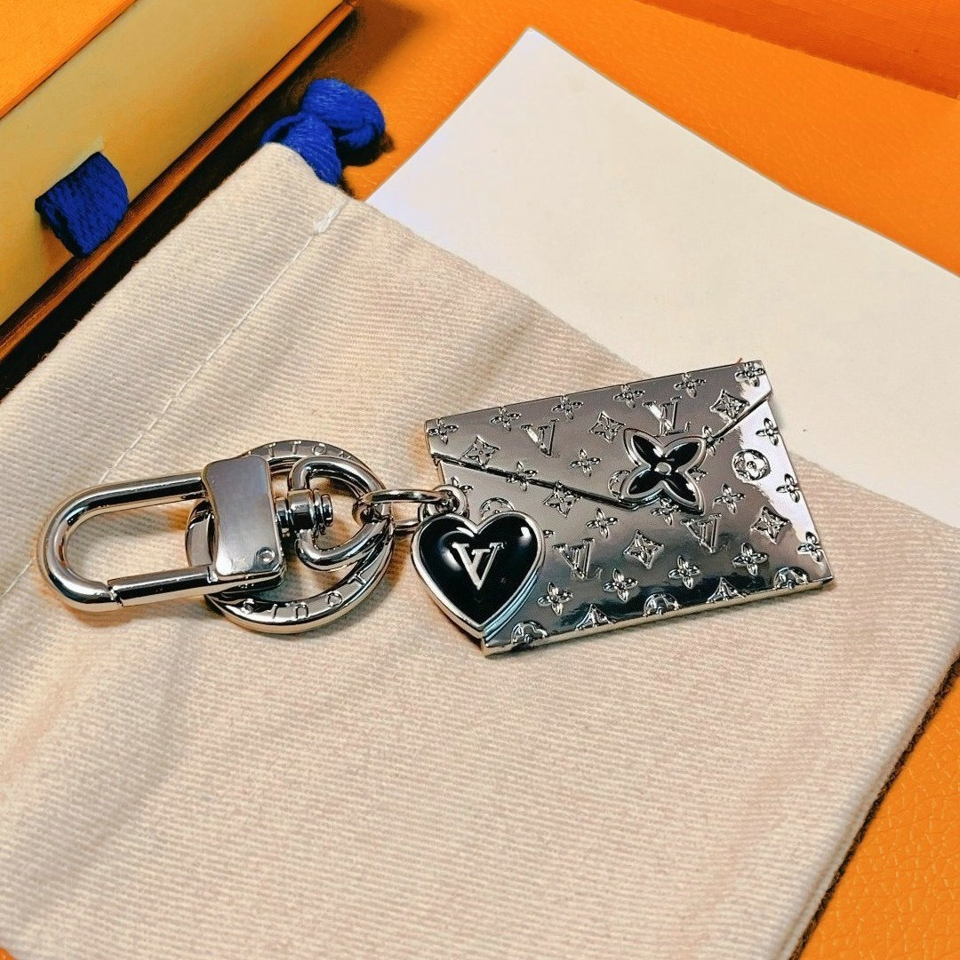 Envelope Keychains Luxury designers keychains top Car Key Chain Women Buckle jewelry Keyring Bags Pendant Party Couple Gift