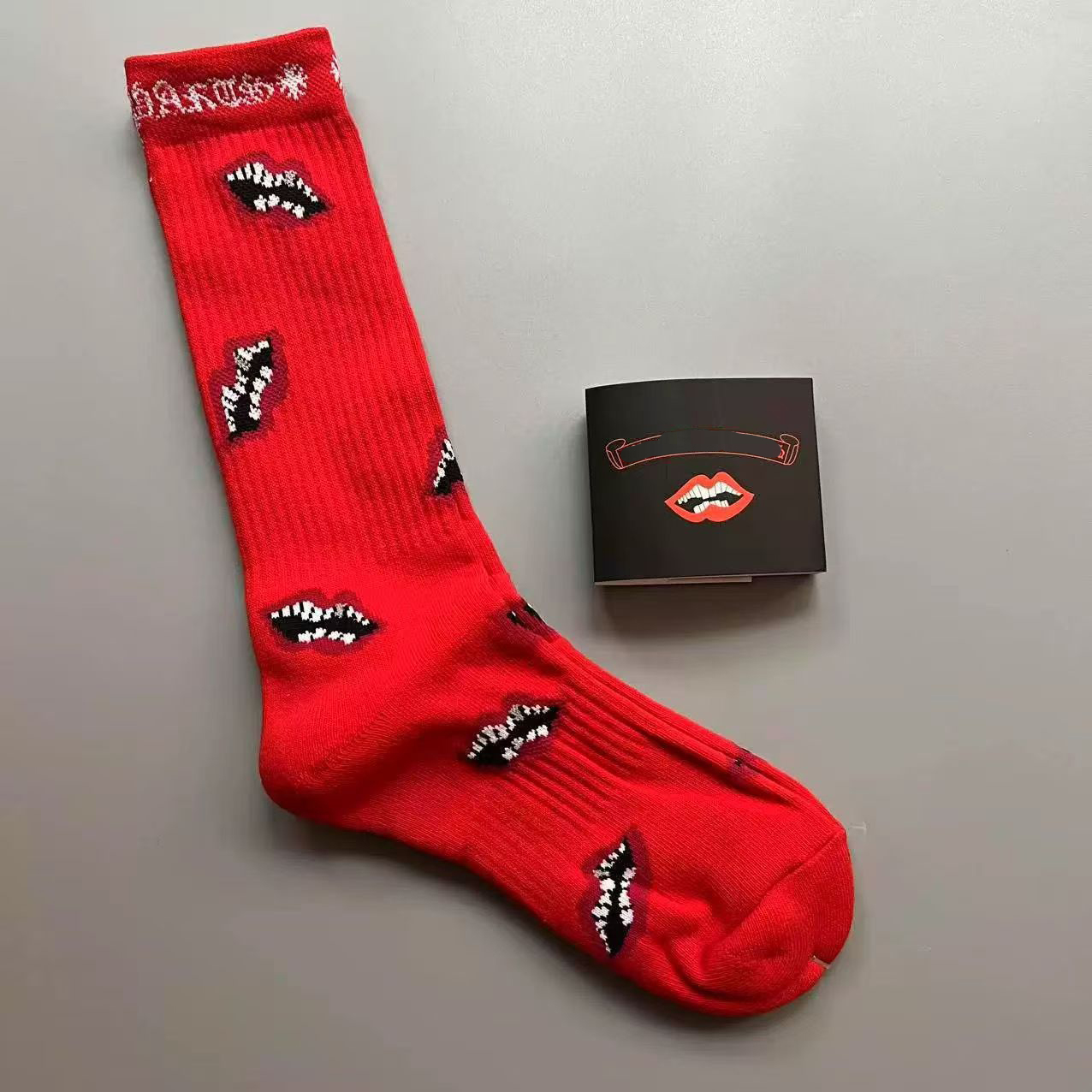 Chrome best selling mens womens styles designer top quality casual and fashionable versatile socks long personalized embroidery e12