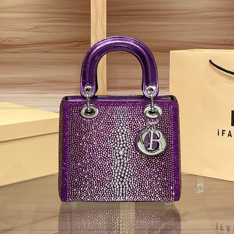 Designer Bag Letter D Diana Premium Diamond Encrusted Fashion Diana Bag Women's 2026 New Commuter Versatile One Shoulder Messenger Bag women