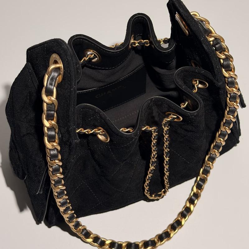 2026 Nouvelles femmes sac à cordon en cuir souple sac à main polyvalent marque doux sac de rencontre couleur unie femme hiver sac quotidien 25 da