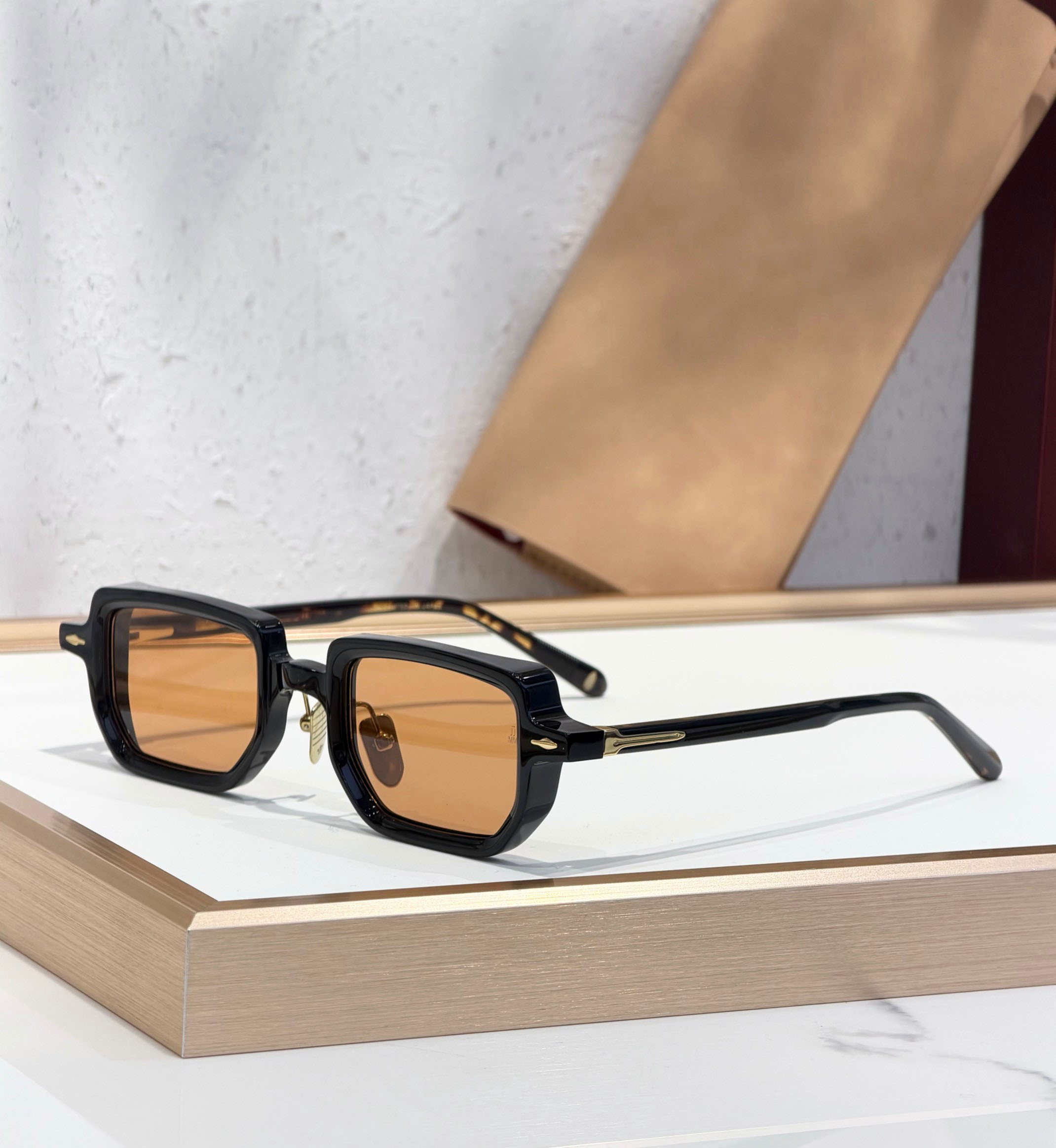 Popular men's and women's designer sunglasses and American street style model square multi-color sunglasses