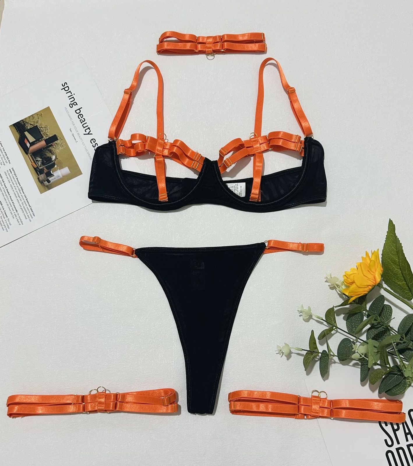Adulote Femmes Mode Deux Couleurs Couture Frenulum Perspective Évider Sous-Vêtements Mince Sexy Érotique Lingerie Soutien-Gorge String Ensemble 2