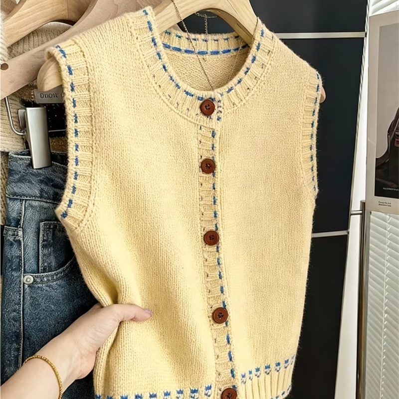 Womens casual top loose knitted vest sweater singlebreasted roundneck n pullover spring summer and autumn style y260612BANJIA