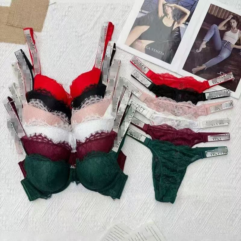 Hot selling women's underwear set with letter rhinestone and steel ring, comfortable lace and sexy set