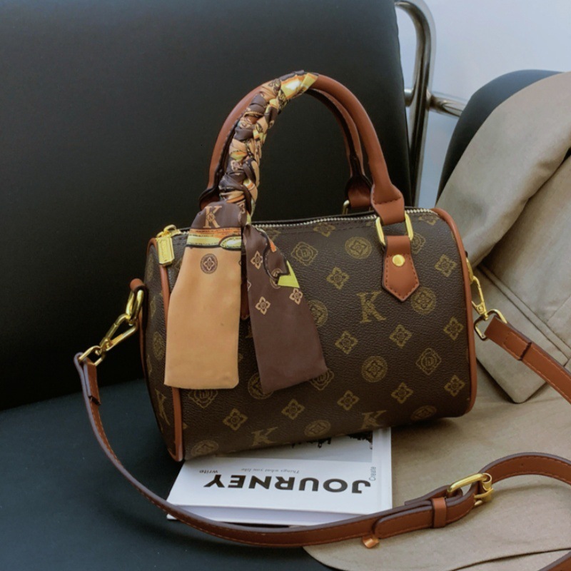 Designer bag fashion Boston small for women 2026 new model, elegant printed versatile stylish shoulder and crossbody bag