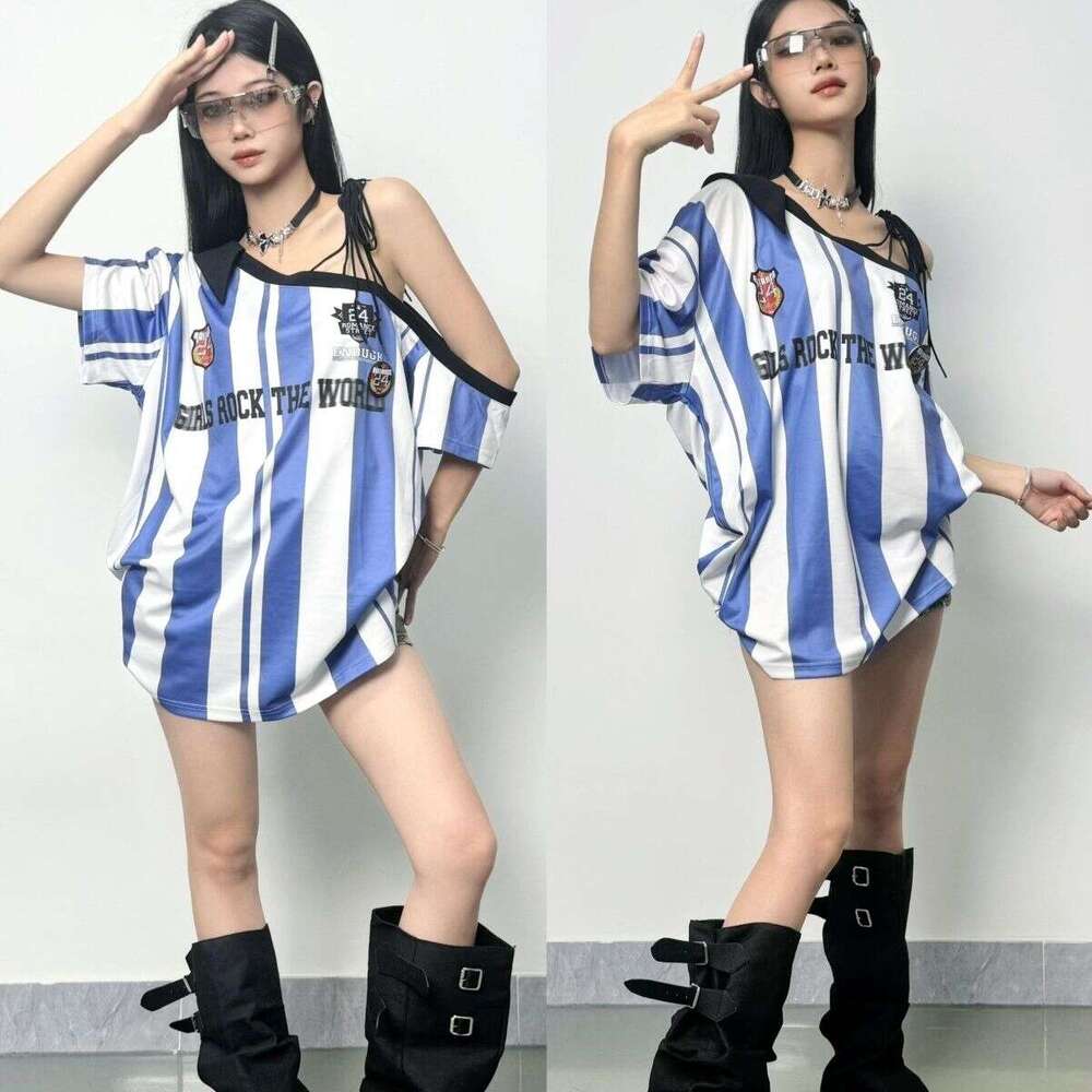 2026 outdoor New Retro Design Jersey For Supporting The World Cup Football Cheerleader Hot Girl Style Asymmetrical Neck Off Shoulder Striped