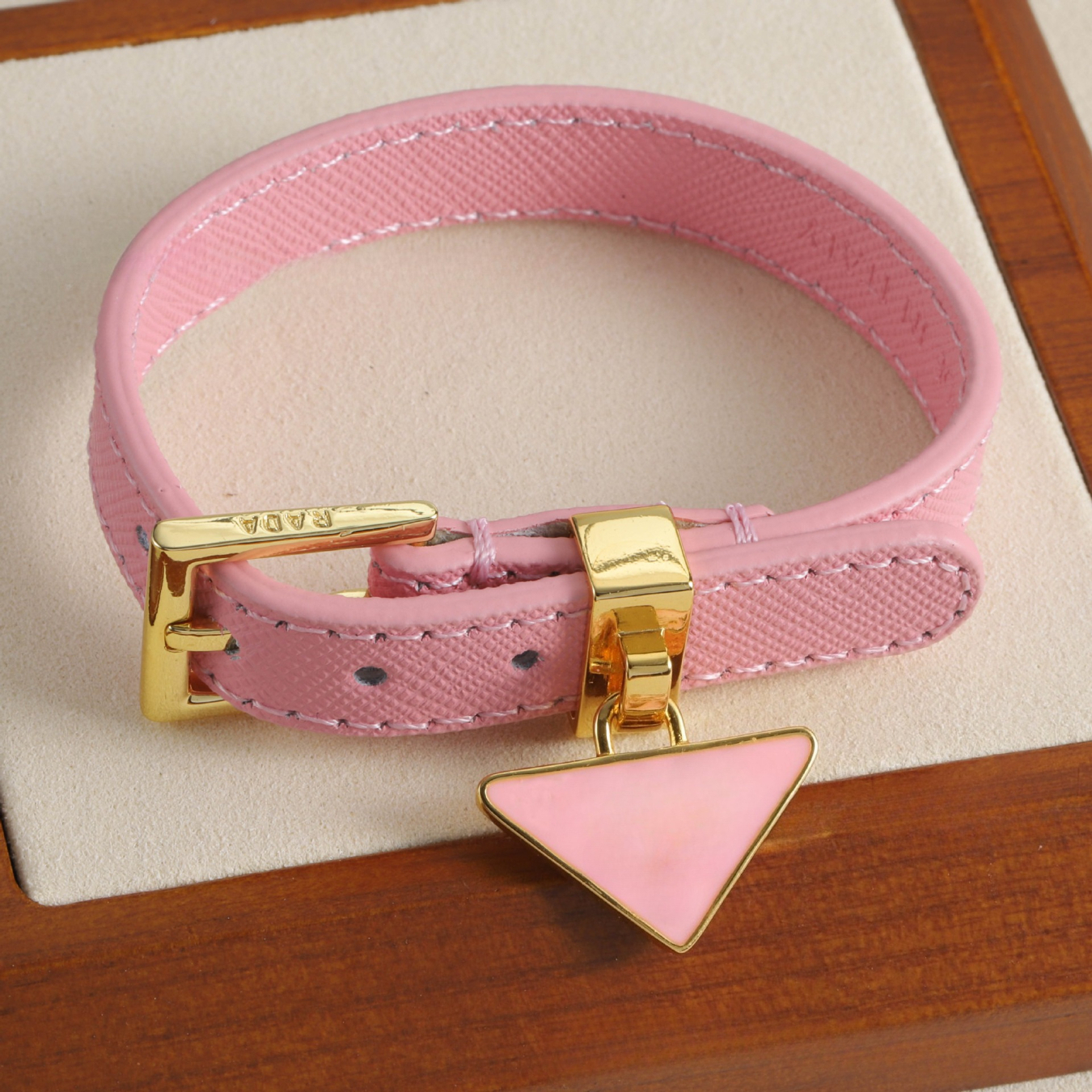 Designer Bracelet Mens Women Leather Bracelets Geometric Triangle Drip Glaze PU Belt Wristband Designer Bracelet Fashion Women Bangle