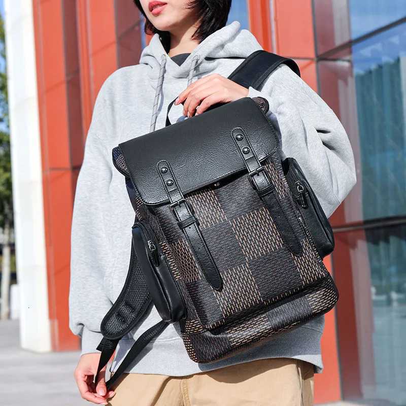 Backpack Designer Large Capacity Computer Soft Leather Fashion outdoor Mens Trip PU New Casual Business Travel Bag Trend Plaid Sports