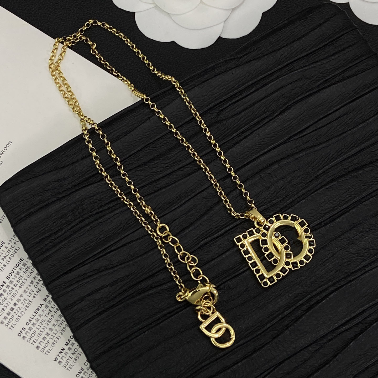 6style haute qualité pendentif collier plaqué or en laiton cuivre femmes classiques Designer pendentifs colliers