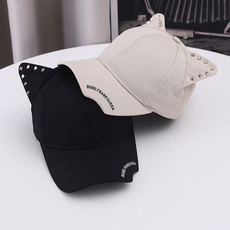 Designer Baseball Cap Unisex 3D Cat Ear Metal Rivet Curved Brim Sun Hat European American Street Daily Headwear
