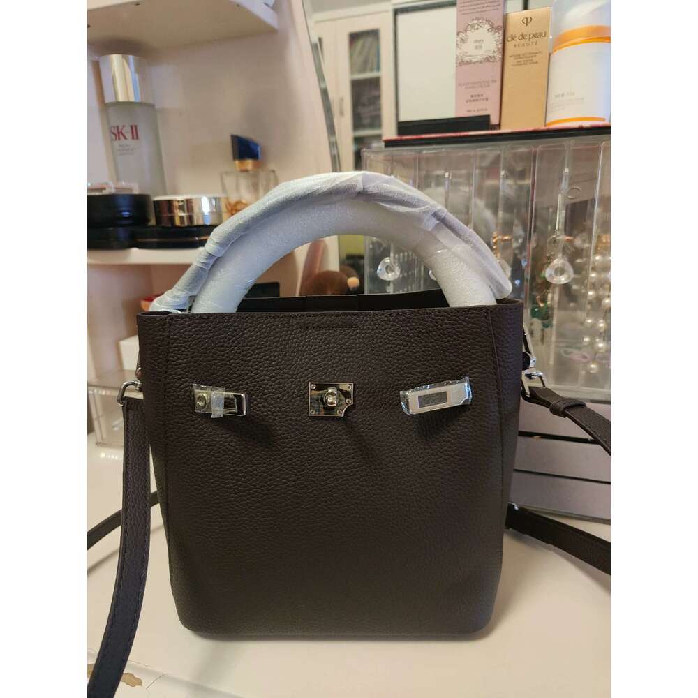 Women Top Layer Cowhide Basket Bucket Shoulder Crossbody Handbag Versatile High End For Commuting Daily Use SENYY
