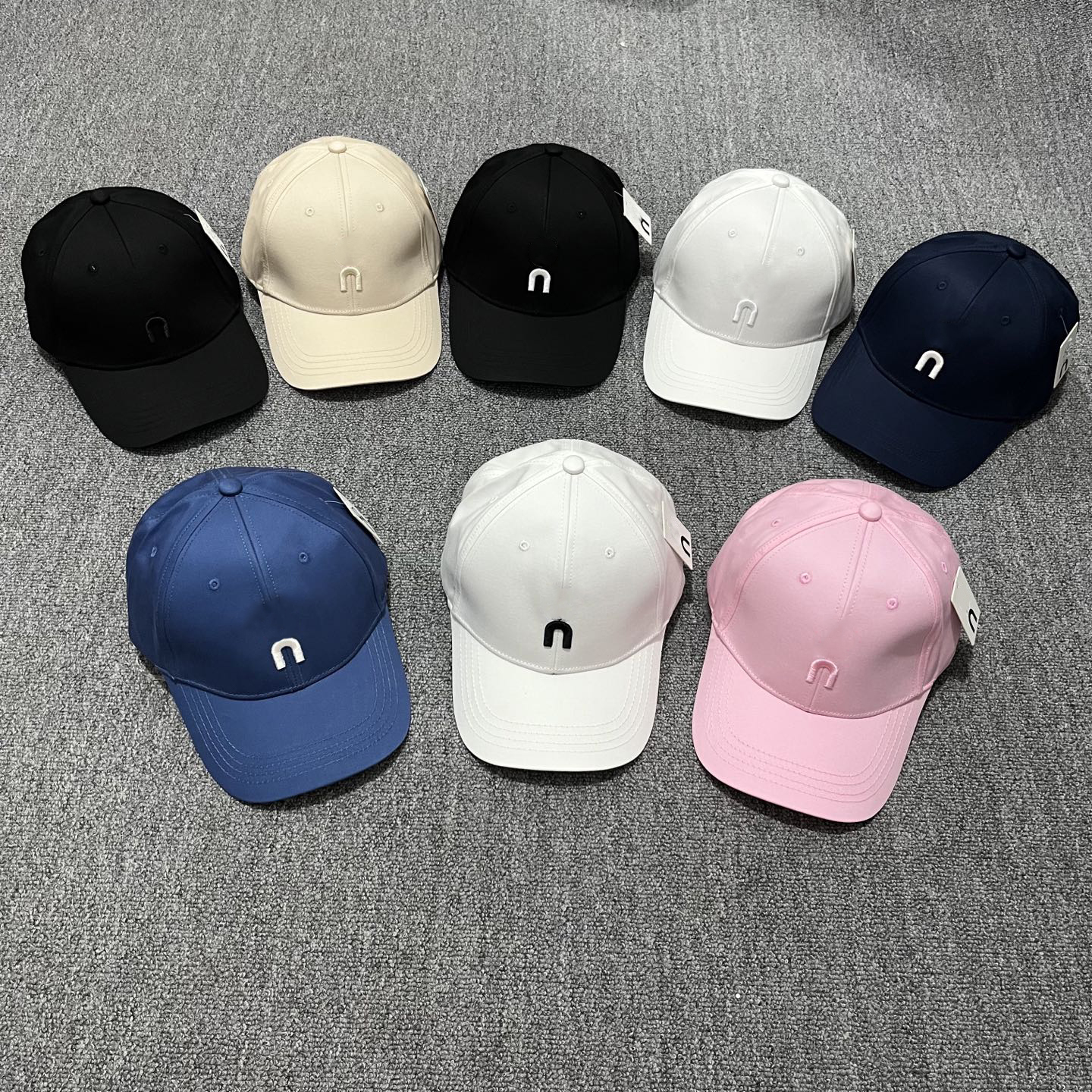 2026 designer Mens womens lightweight running hats adjustable sun protection on baseball caps classic Embroidered Baseball hats Baseball Casquette L