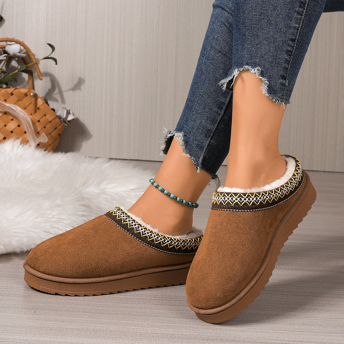 Free shipping 2026 luxury shoes Lightweight Low Cut For Women Anti Slip Rubber Sole Daily Walking new