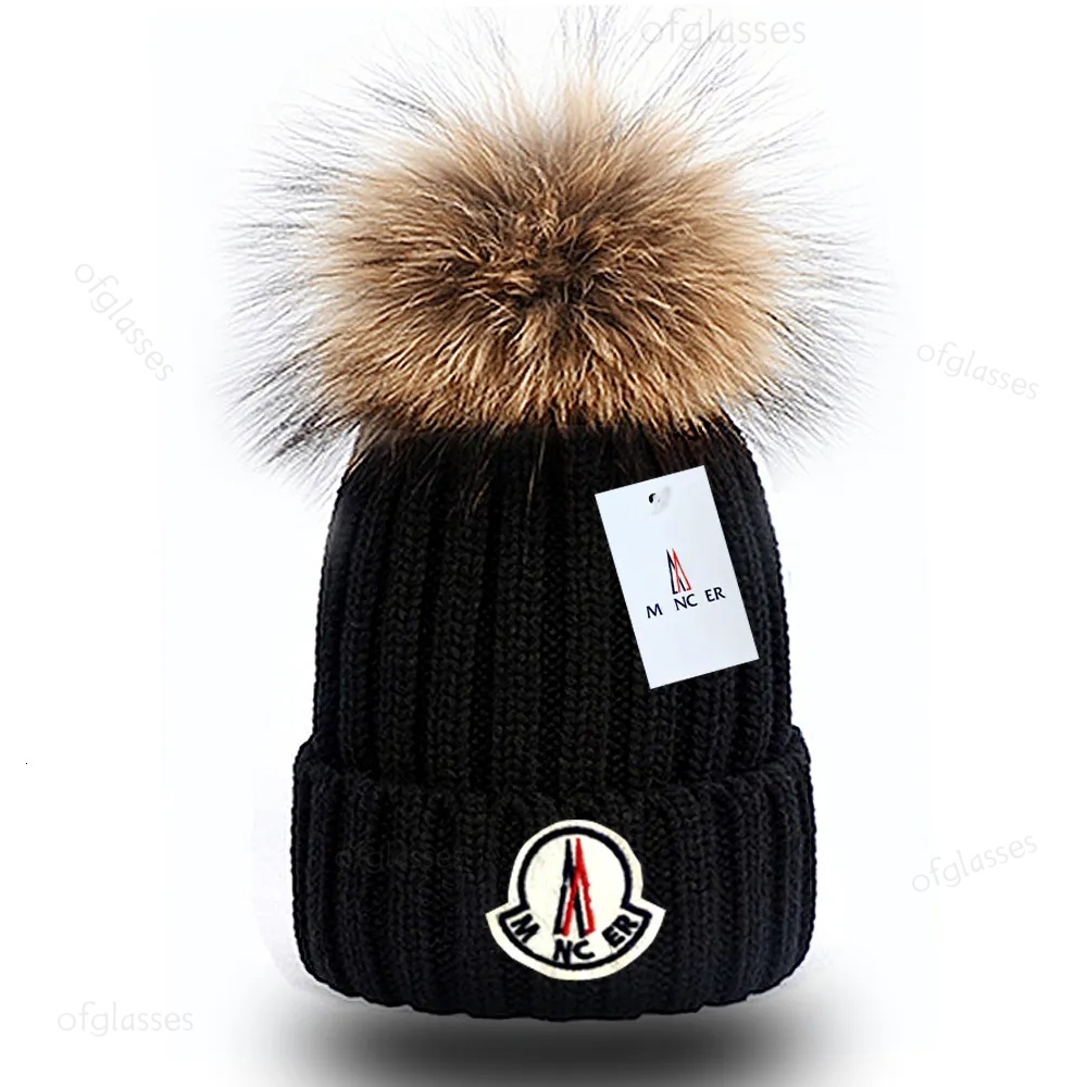 Designer Pom Pom Beanie Fur Trim Ribbed Knit Logo Patch Winter Hat Wool Cashmere Thermal Warm Ski Snowboard Luxury Streetwear Cuffed Skull Cap Monc1