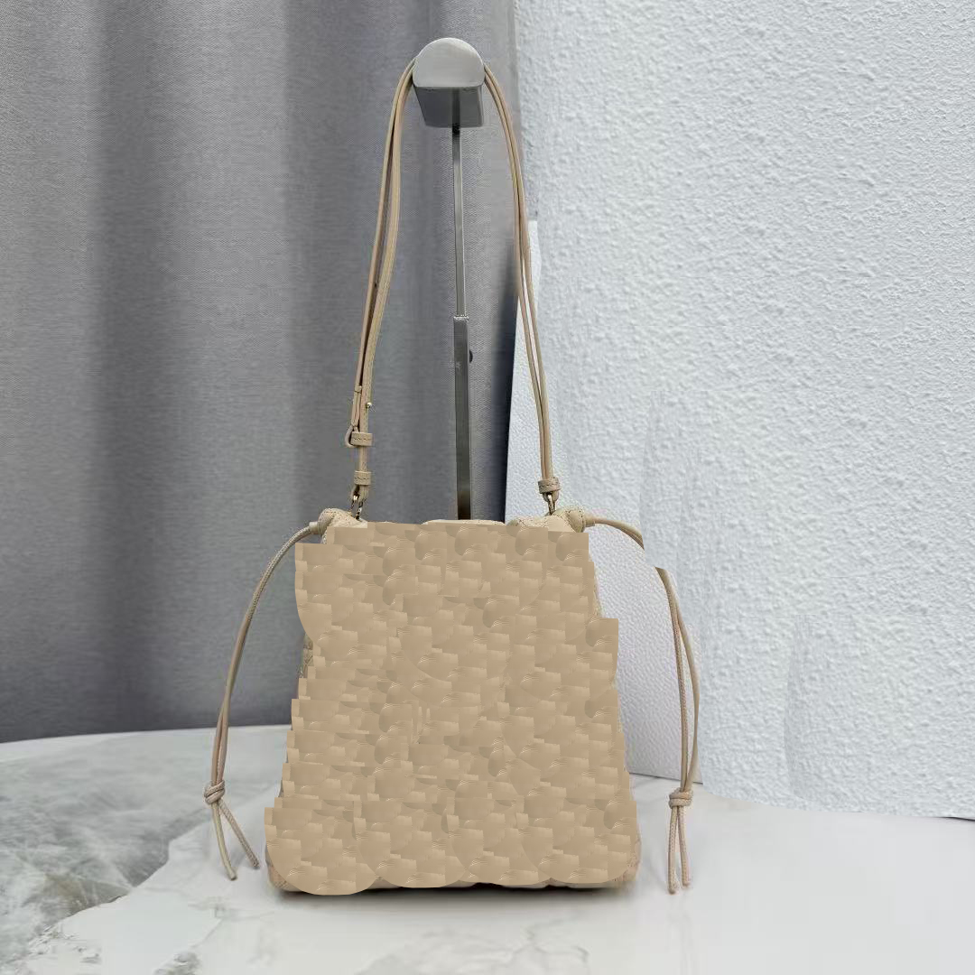 10A Latest Double-Sided Fabric Elegant Long Commissary Purse by Leading Brand: A Versatile Companion for Modern Women with box