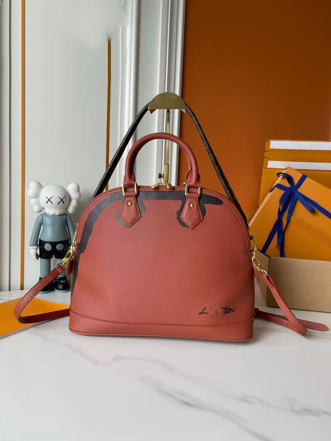 2026 Designer Bag Shoulder Bag Na-no Pillow Bag Luxury Bag Top Quality Women's handbag Purse Brown Cowhide Leather Crossbody bag Classic Vintag