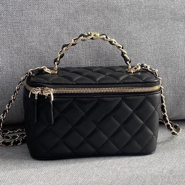 Hot designer makeup box luxury makeup bag high quality sheepskin material double zipper head versatile fashion elegant demeanor chain bag hand-held