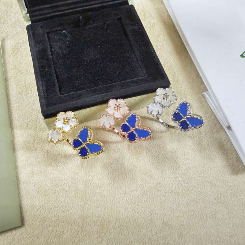 2026 Nouvelle bague florale en Agate papillon bleu de haute qualité pour femmes à la mode Unique classique rétro Simple luxueux bijoux cadeau de