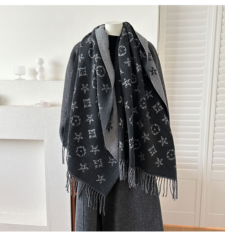 Digner Womens 2026 New British Style Winter Scarf Luxury Double Sided Jacquard Tassel Long Shawl Brand Premium Elegant Versatile Thick Warm Dual Use