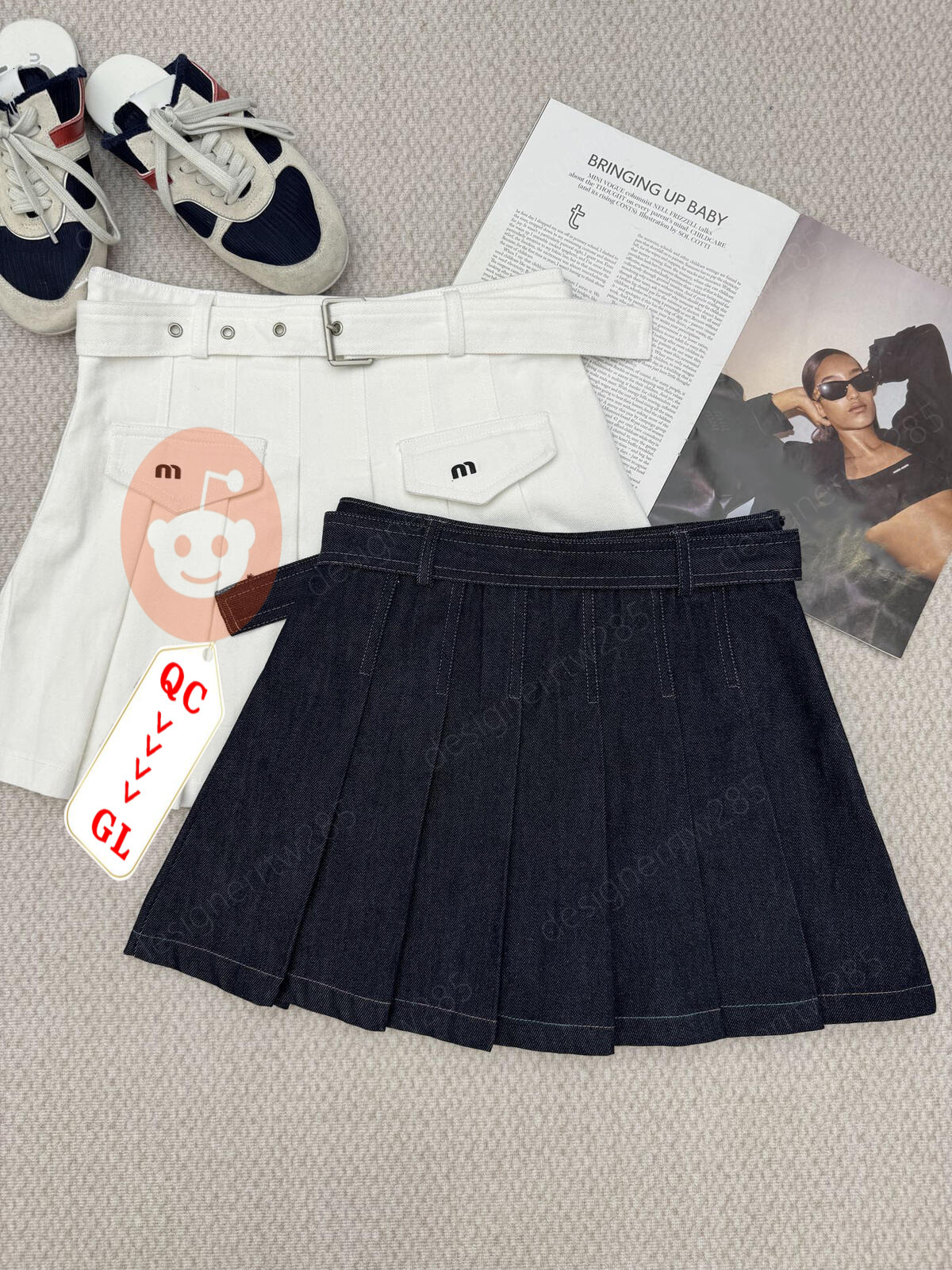 Designer Pleated Denim Mini Skirt with Belt Luxury Letters Embroidered Short Skirts Runway Style Vintage High Waist Activewear Ladies Vestidos-image-1111473270