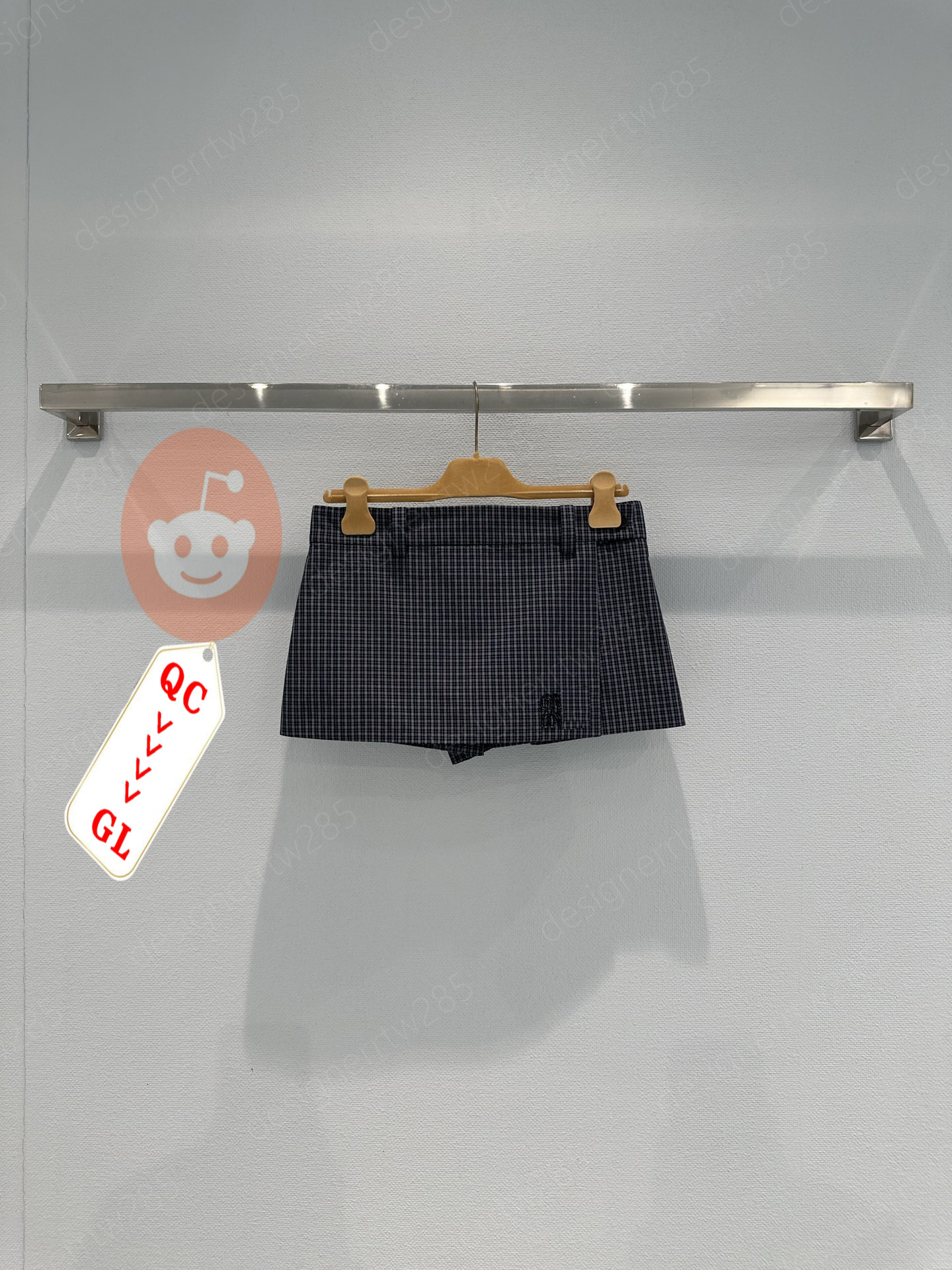 Designer Plaid Skort Asymmetric Checked Mini Skirt Luxury Letters Embroidered Short Skirts Runway Style Vintage High Waist Ladies Vestidos-image-1111474044