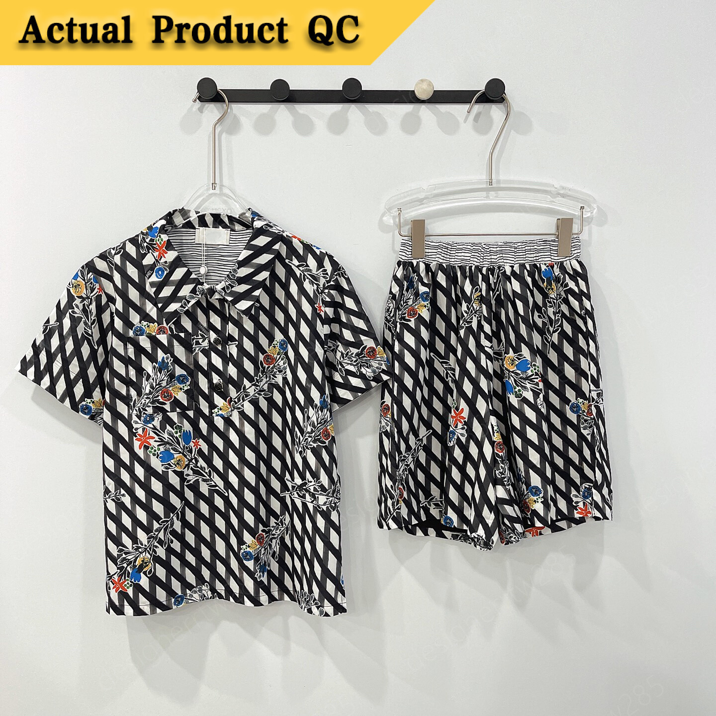 CC Vintage High Street Plaid Vibe Shorts Set Diamond Grid Flowers Printed Shirts Loose Fit Sweatsuits Designer Two Piece Clothes Camisas-image-1111471988