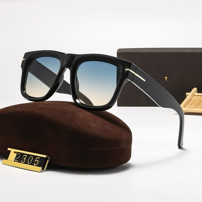 Designer Retro Thick Square Sunglasses Glossy Black Oversized Frame Gold Strip Detail UV400 Sun Shades Trend Eyewear for Men Women