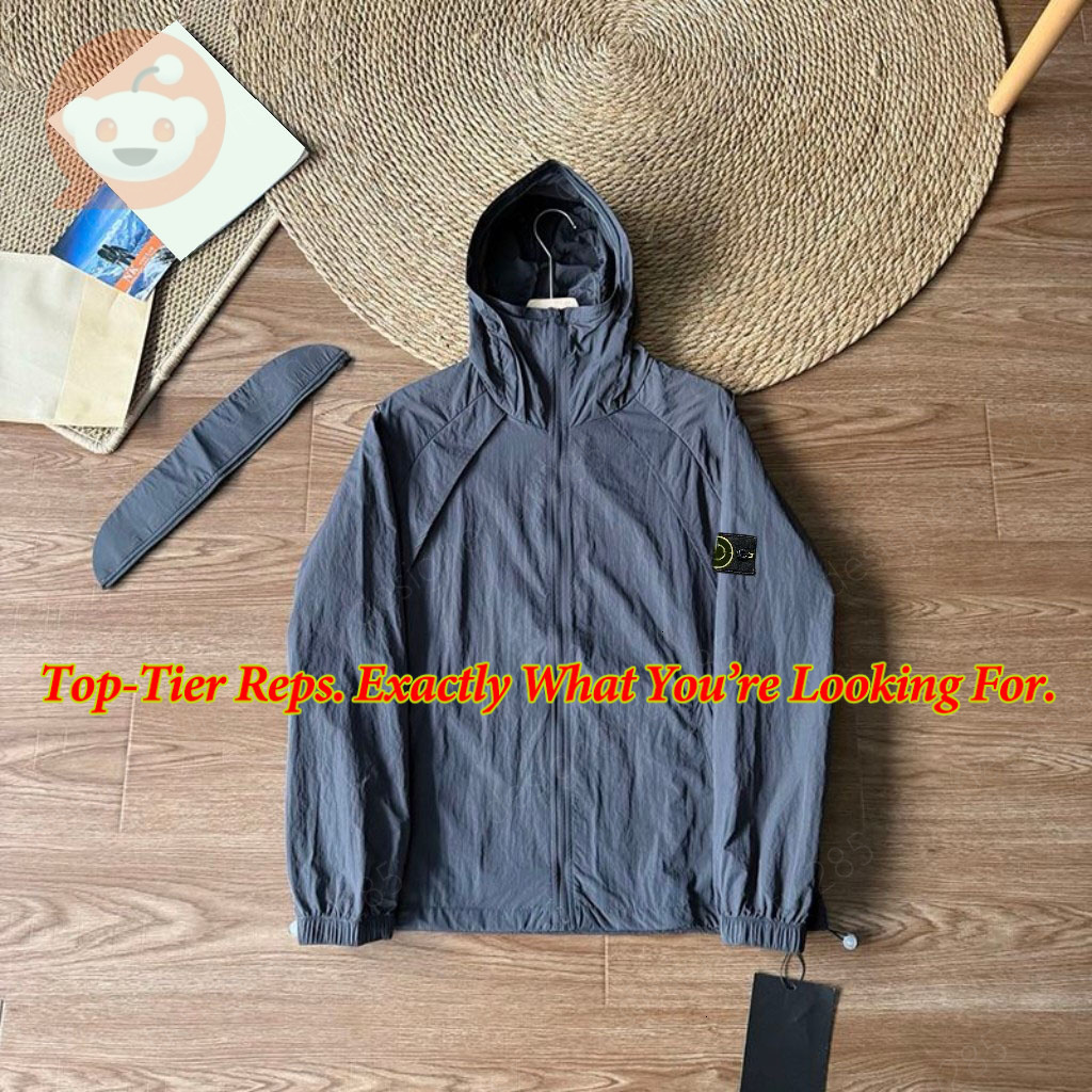 Designer Nylon Windbreaker Hooded Charcoal Jacket Compass Badge Techwear Coat Casual Waterproof Outwear Men Women Harajuku Bomber Sports