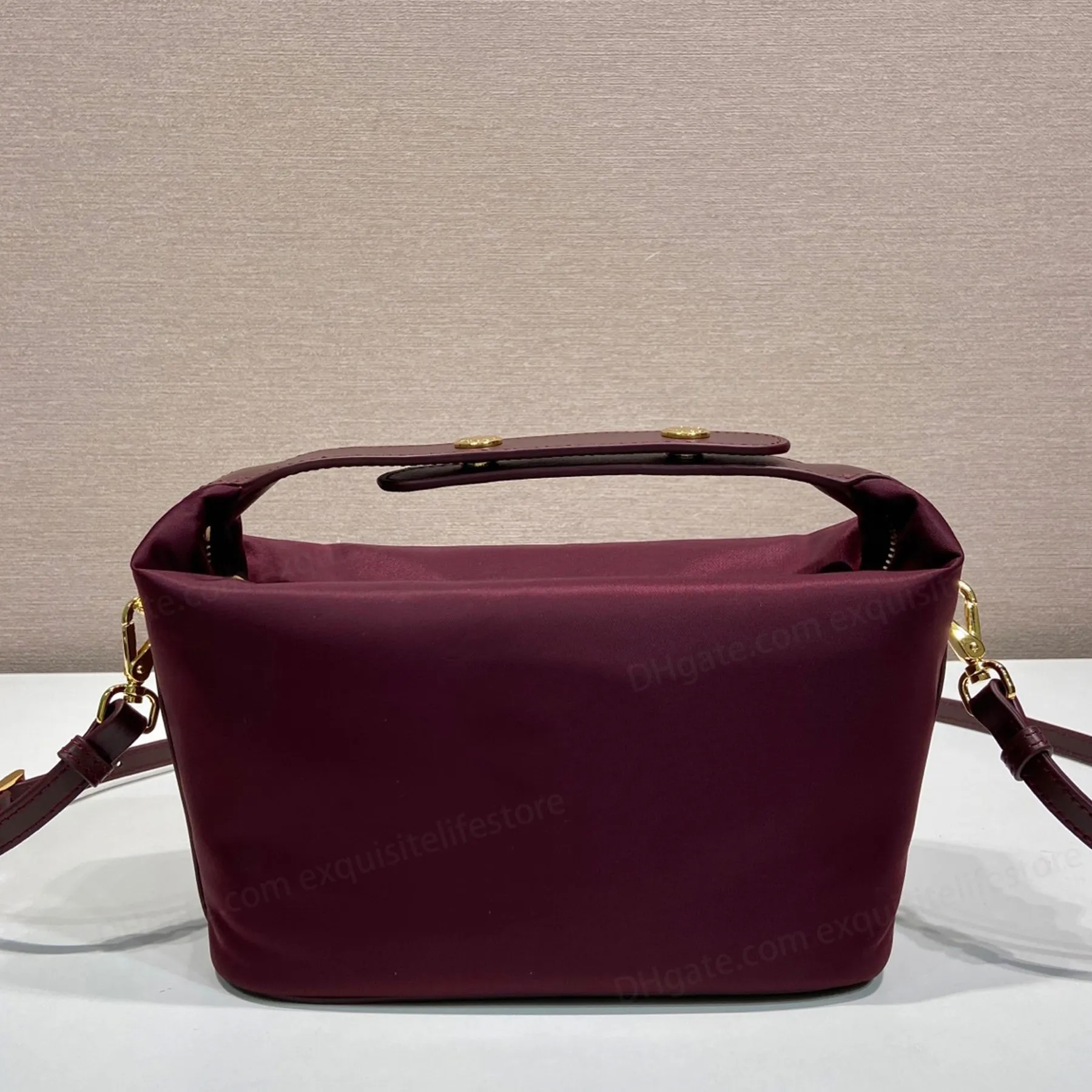 New Top Quality Cherie Nylon Mini Bag Luxury Designer Genuine Leather Golden Hardware Shoulder Bag Zipper Closure Handbag Detachable Strap Clutch Ba