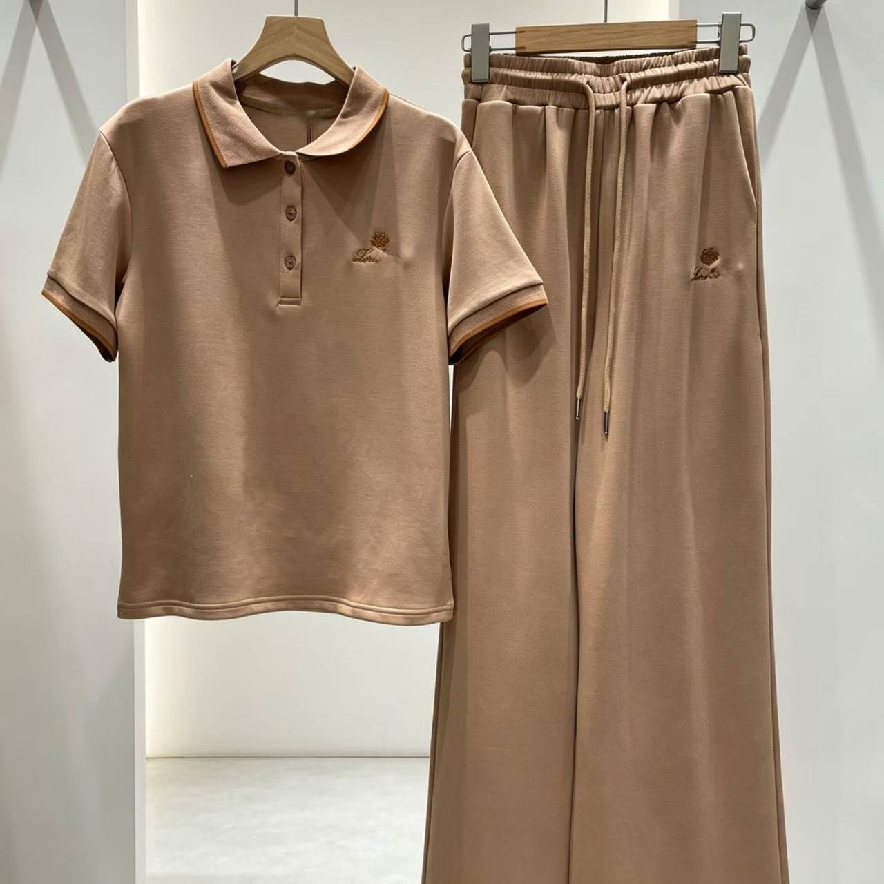 Designer women's high-end casual short-sleeve and long-sleeve sportswear set, fashionable high-waisted pants trendy sportswear set, embroide-image-968800071