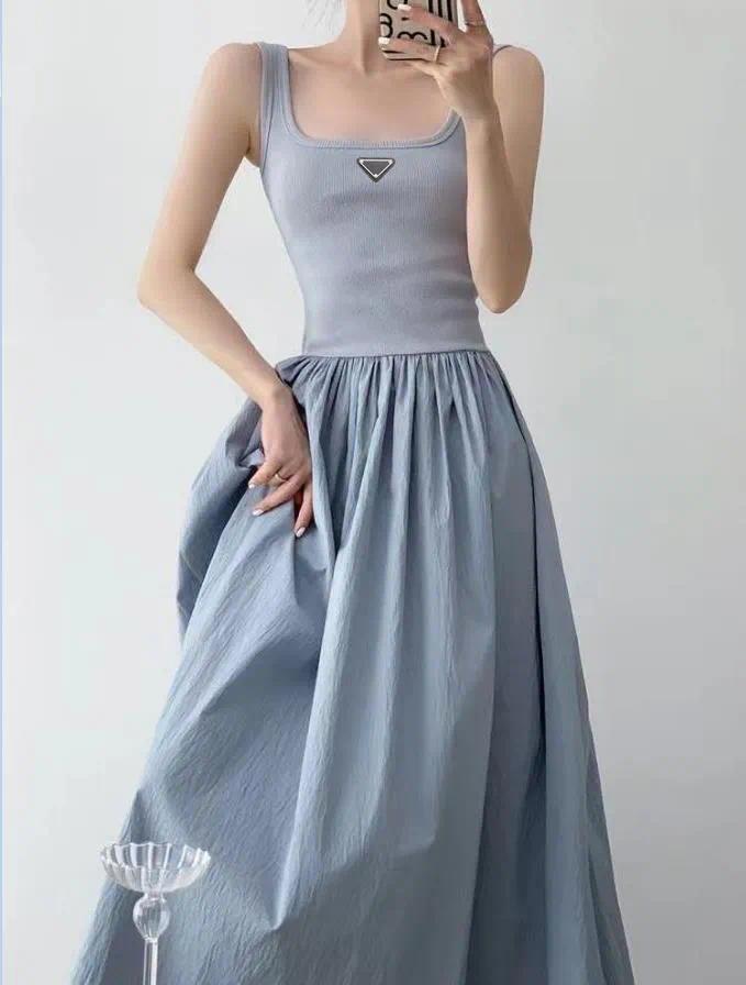 2026 Nouvelles robes décontractées pour femmes Designer Jupe à col en U Mode d'été Lettre classique Jupe longue Femme Vêtements