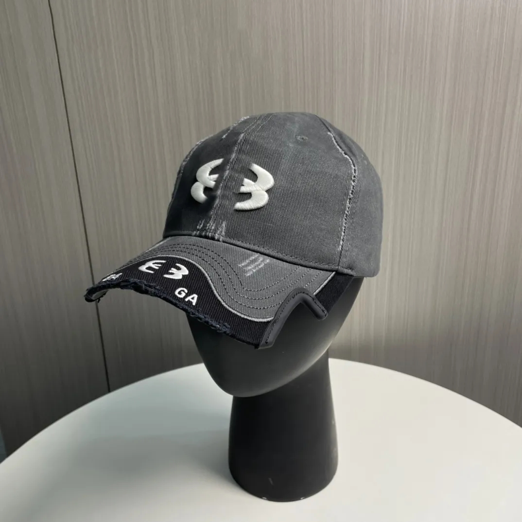Top Luxury Baseball Caps Mens Womens Distressed Washed Ripped Hats Embroidery Unity Hat Retro Denim Casquette Gorras 2026 designer caps