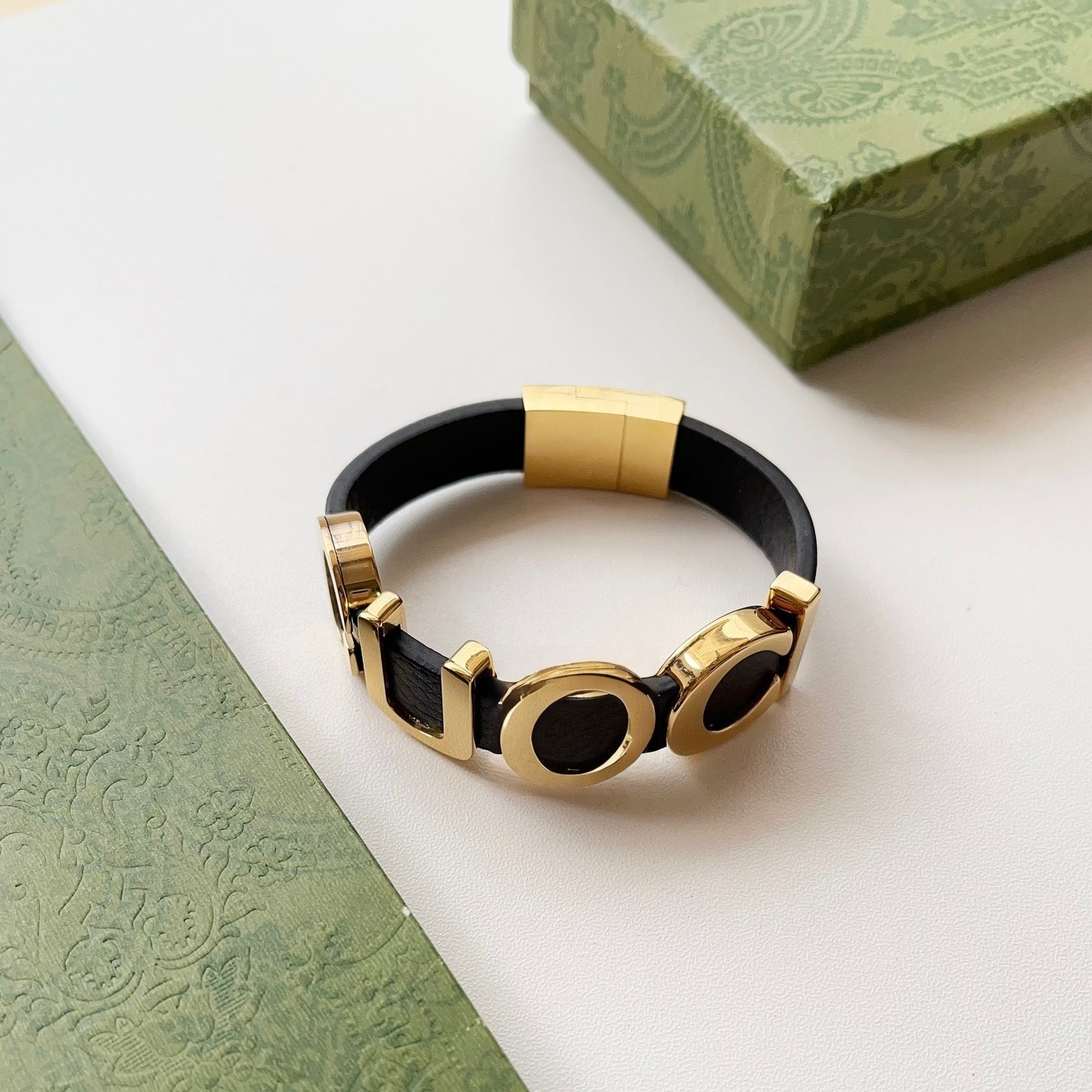 Fashion Gold Letter Leather Bangle Designer Leather Cuff PU Leather High Versionfor Women Men Wide Band Cuff Fashion Accessory Anti-fade Jewelry