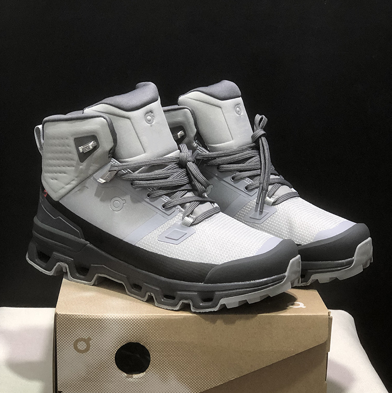 Chaussures de créateurs de luxe pour femmes hommes chaussures de sport de mode chaussures de sport en plein air cadeaux cadeaux de sports de lois
