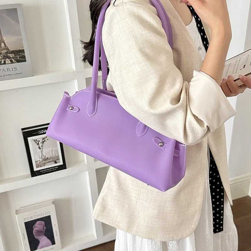 Womens PVC Solid Color Short Handle Handbag Female Casual Daily Work Shoulder Bag 2026 Small Fi Luxury New Tote Bags X2606231
