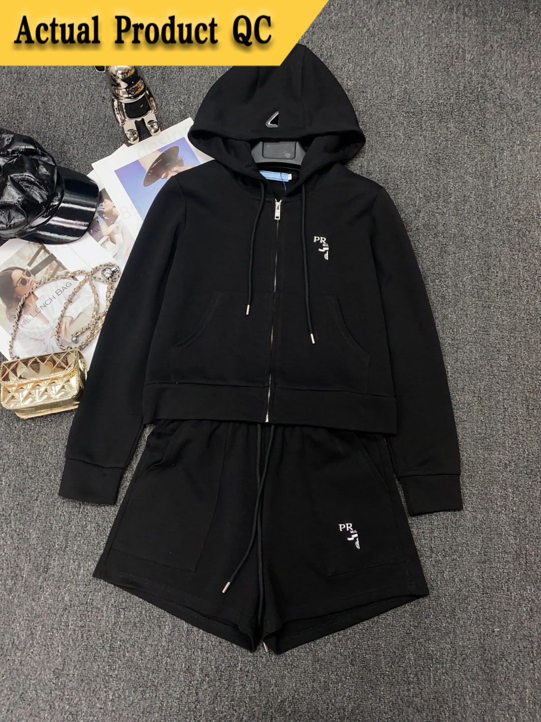 Luxury Designer Clothes women Heavyweight Cotton Top Black Metal Label Hoodie High Waist Shorts Tracksuits Sweatsuits Matching Tracking Suit Outf-image-1111823355
